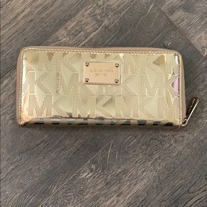 Michael Kors wallet